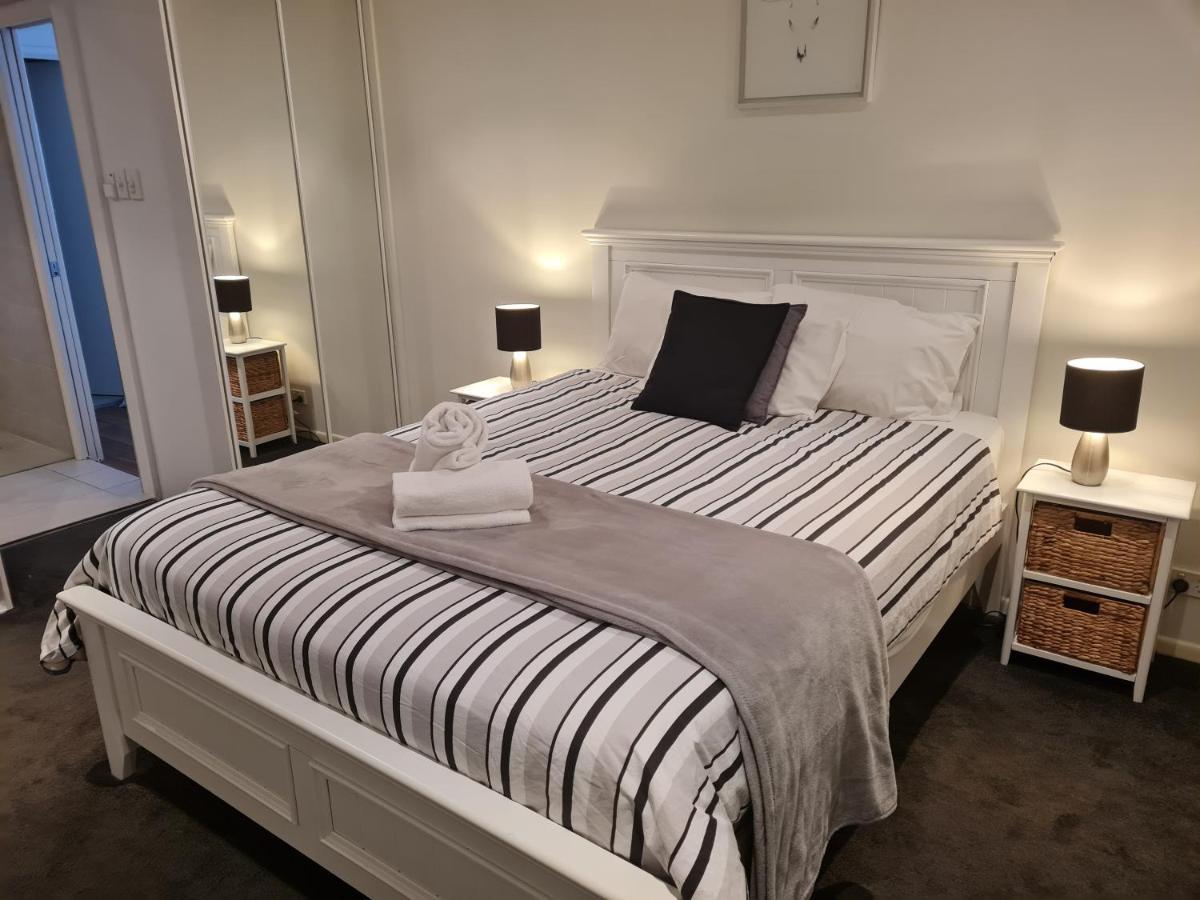 Wharf Lodge River View Apartment มารูชิดอร์ ภายนอก รูปภาพ